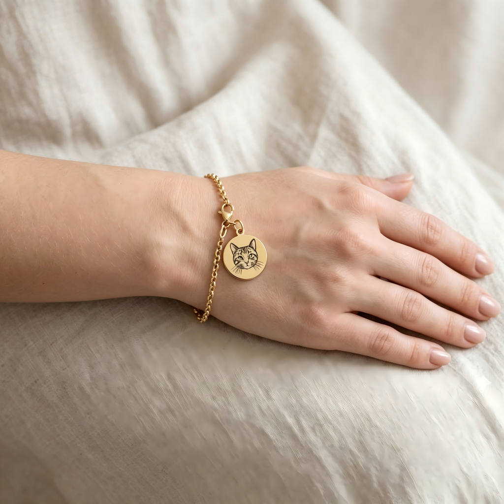Custom Pet Portrait Keepsake: Personalized Necklace & Bracelet Set