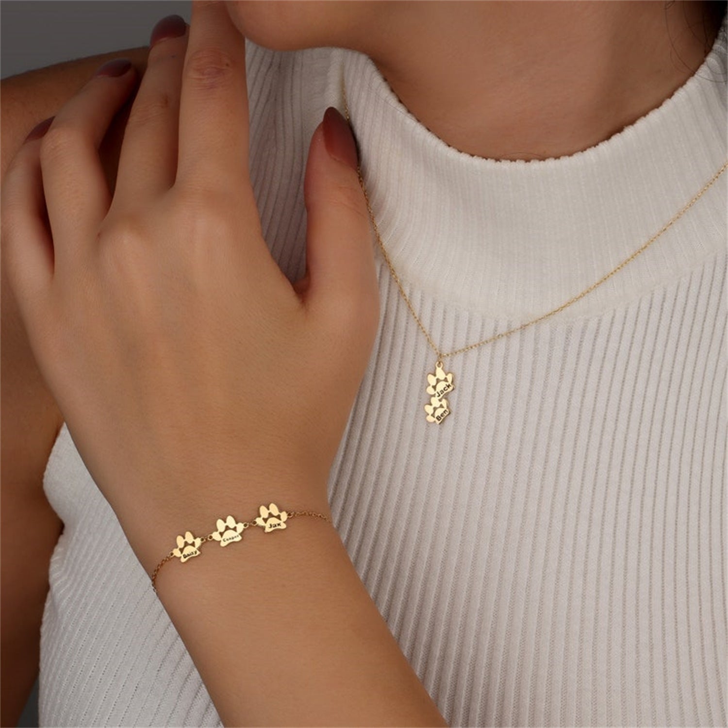 Engraved Pawprint Necklace 18K Gold Plated